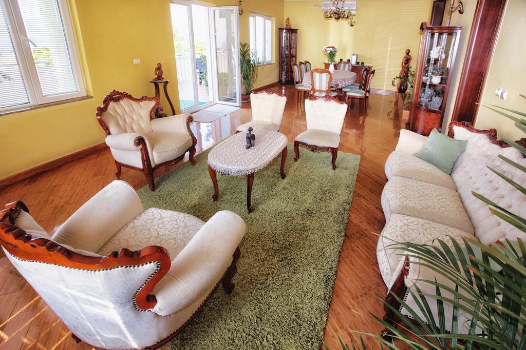 Apartments Villa Happy Mrcevac ภายนอก รูปภาพ