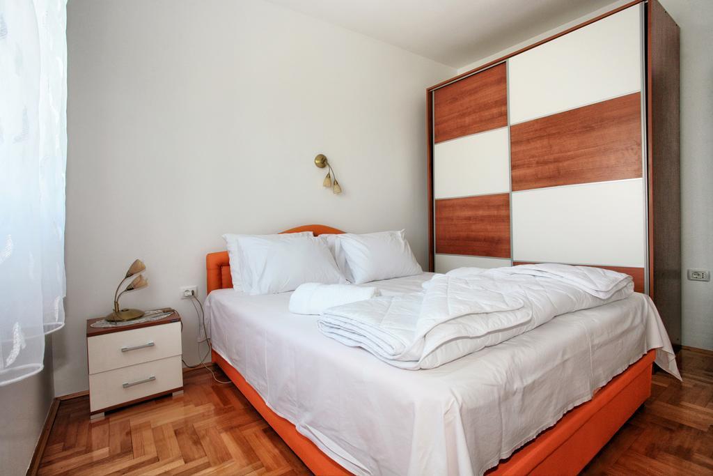 Apartments Villa Happy Mrcevac ภายนอก รูปภาพ