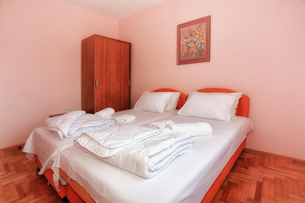 Apartments Villa Happy Mrcevac ภายนอก รูปภาพ