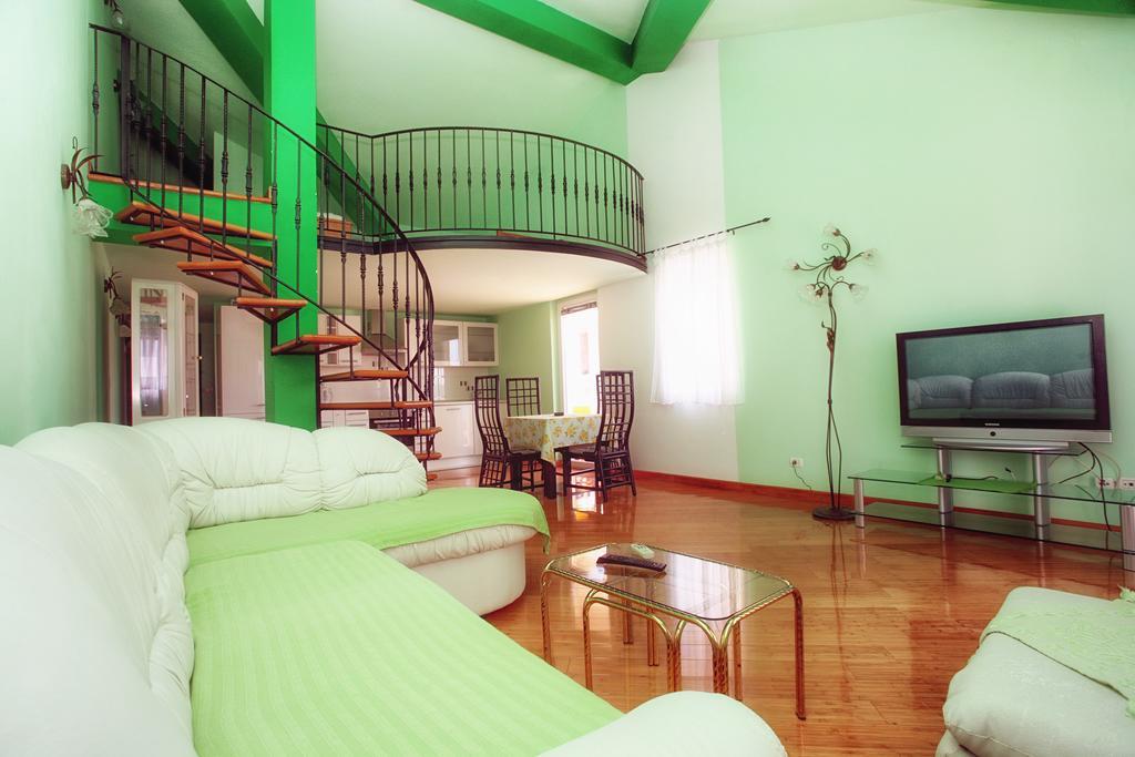 Apartments Villa Happy Mrcevac ภายนอก รูปภาพ