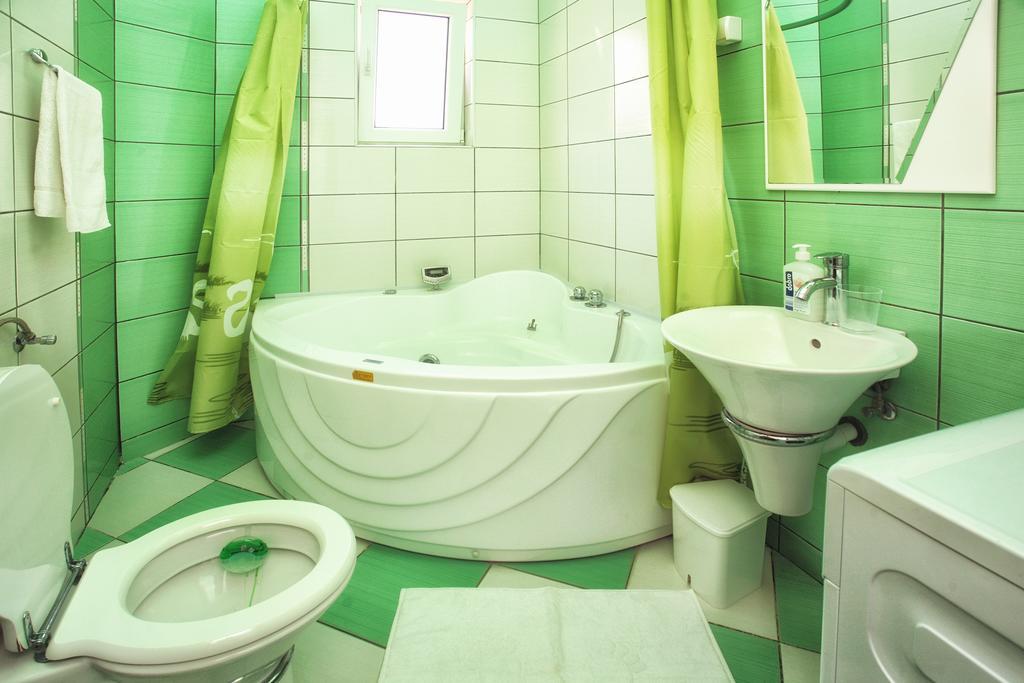 Apartments Villa Happy Mrcevac ภายนอก รูปภาพ