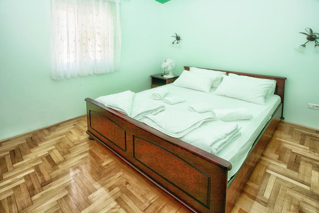 Apartments Villa Happy Mrcevac ภายนอก รูปภาพ