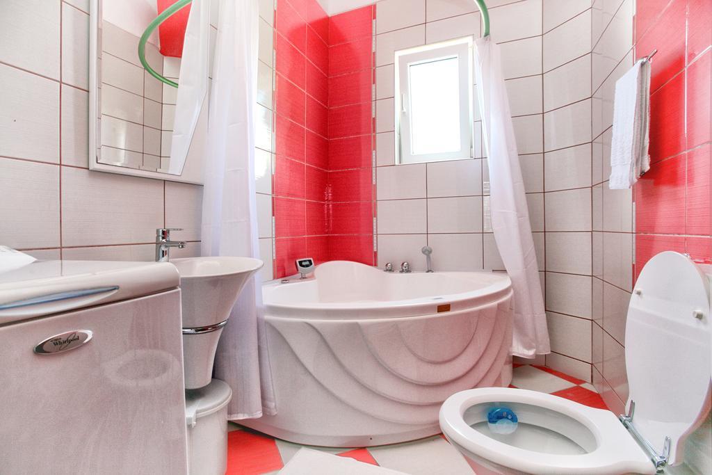 Apartments Villa Happy Mrcevac ภายนอก รูปภาพ