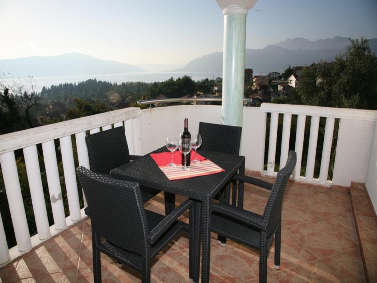 Apartments Villa Happy Mrcevac ภายนอก รูปภาพ